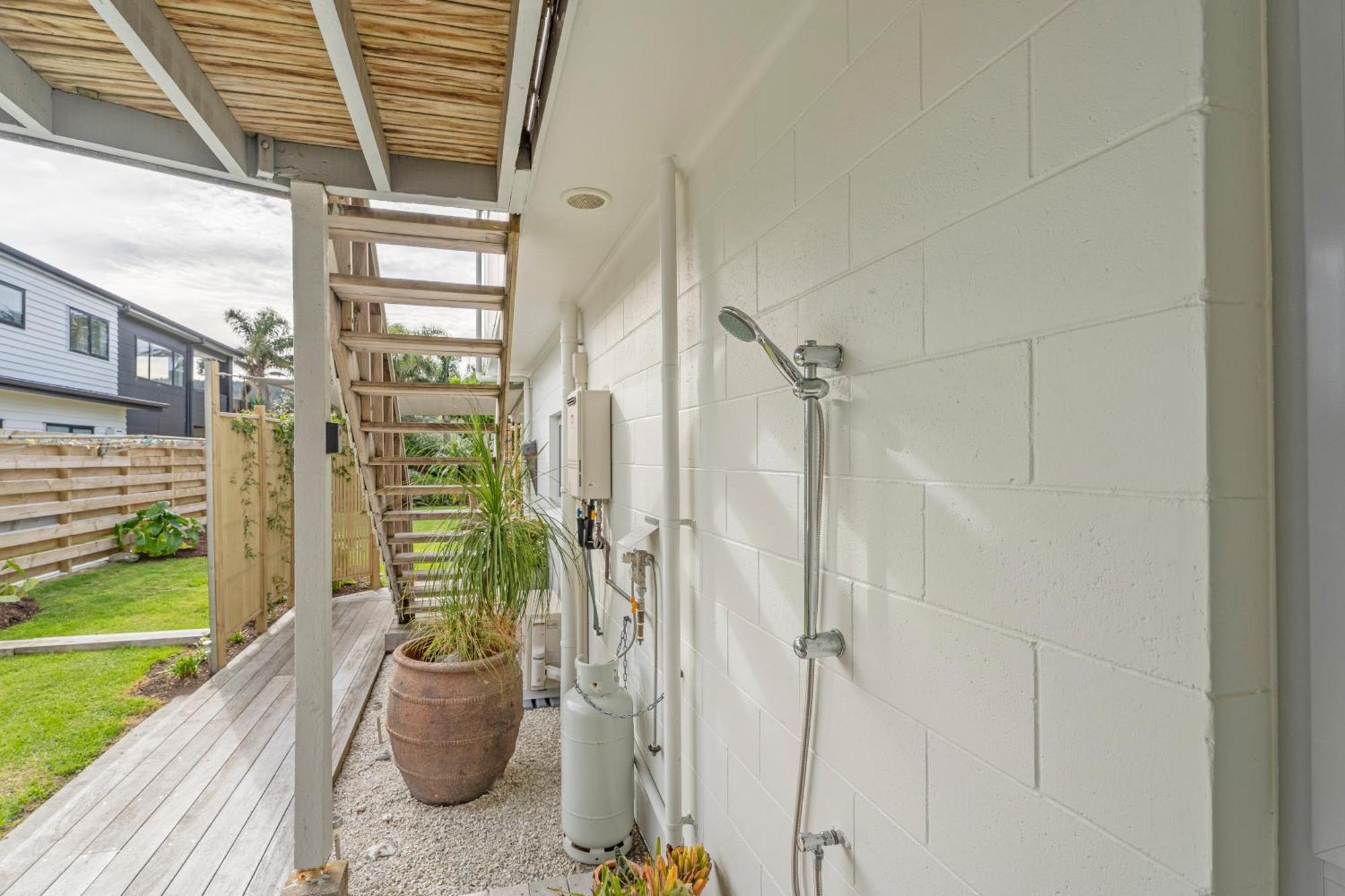 Coast Awhile - Whangamata Holiday Home 外观 照片