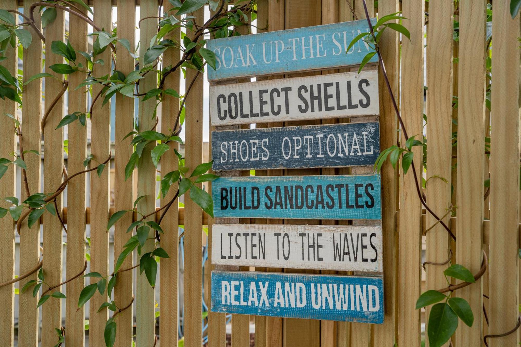 Coast Awhile - Whangamata Holiday Home 外观 照片
